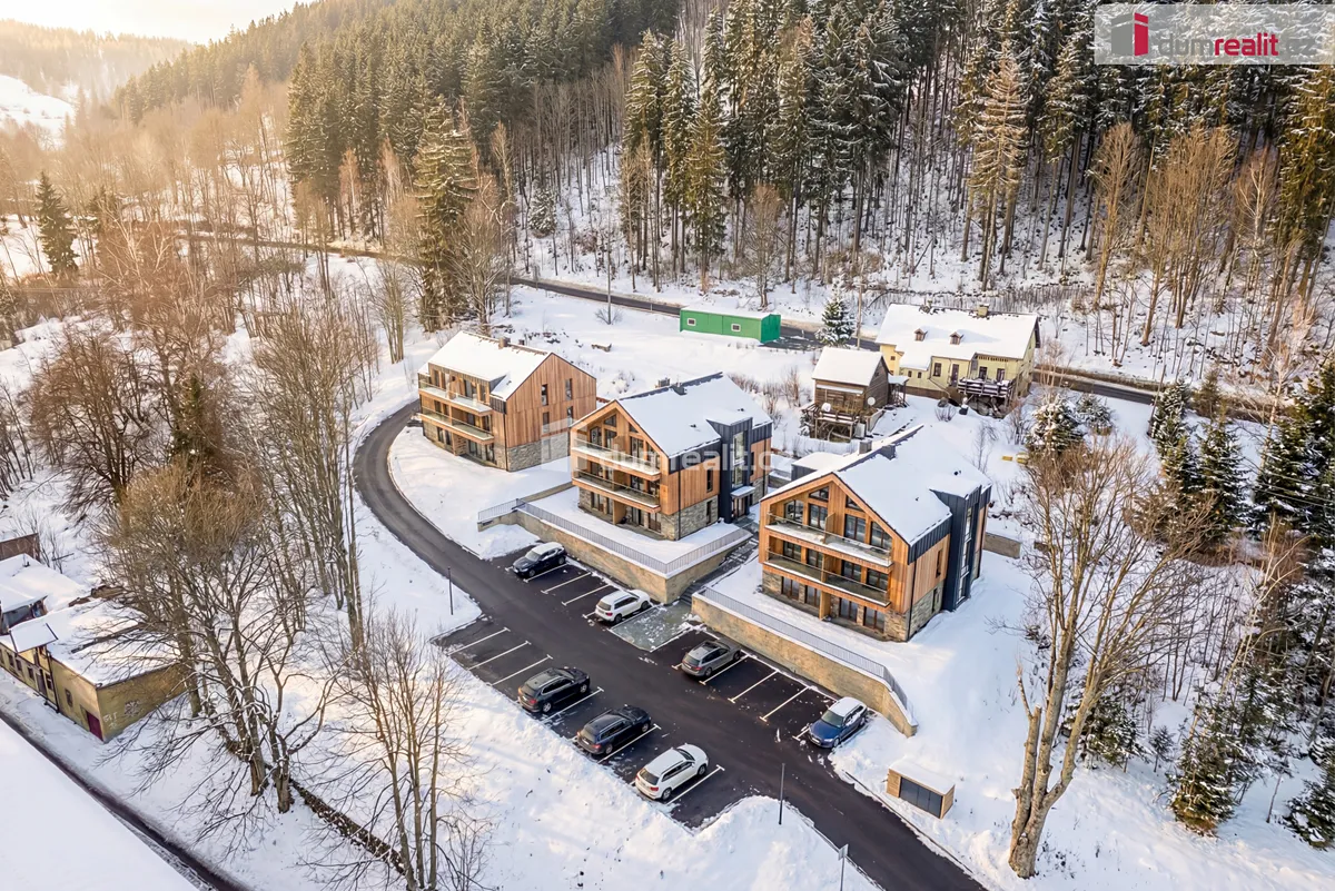 Prodej stavebního pozemku 3414 m²